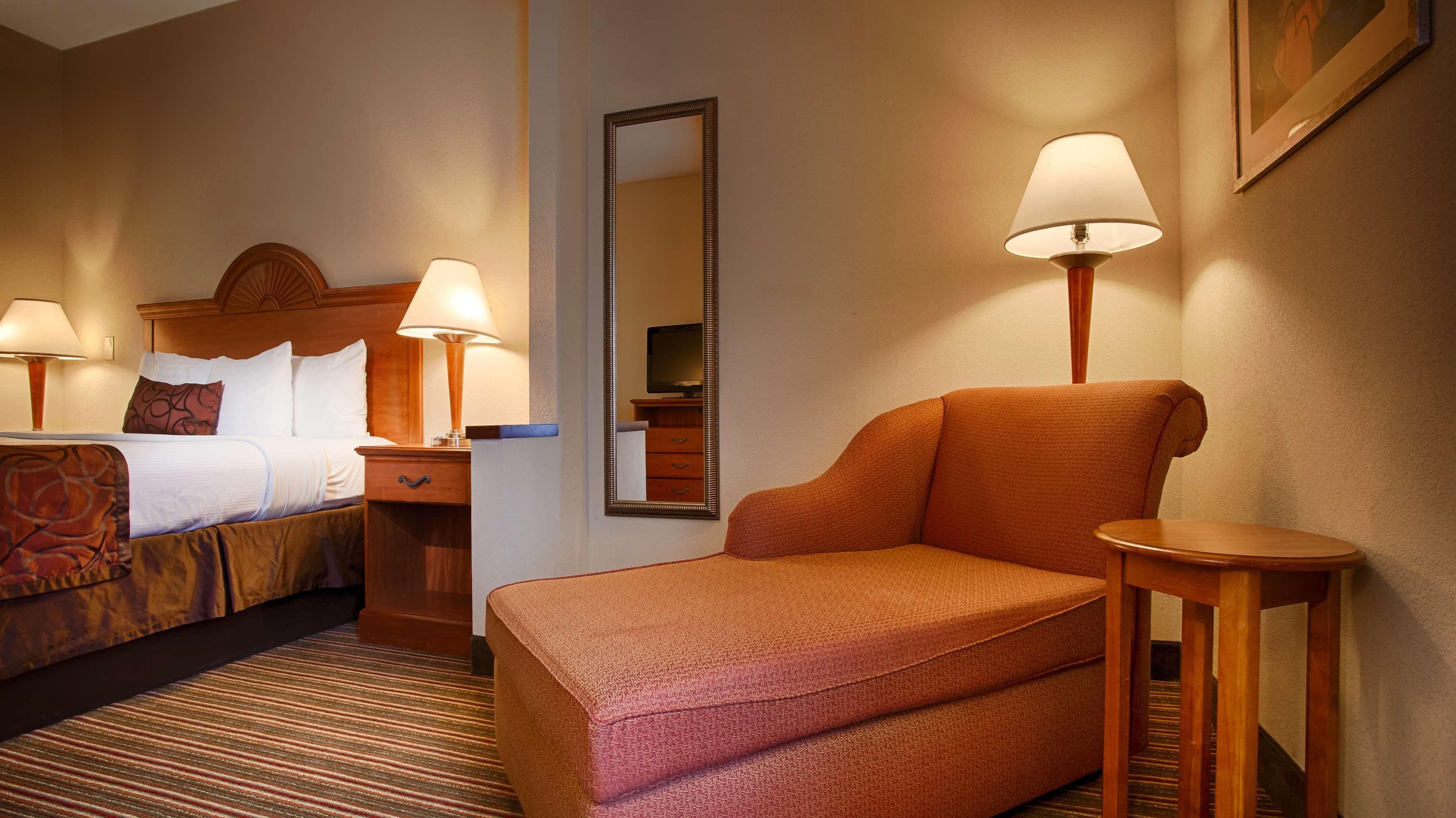 Best Western Plus Edison Inn Гарнер Екстер'єр фото
