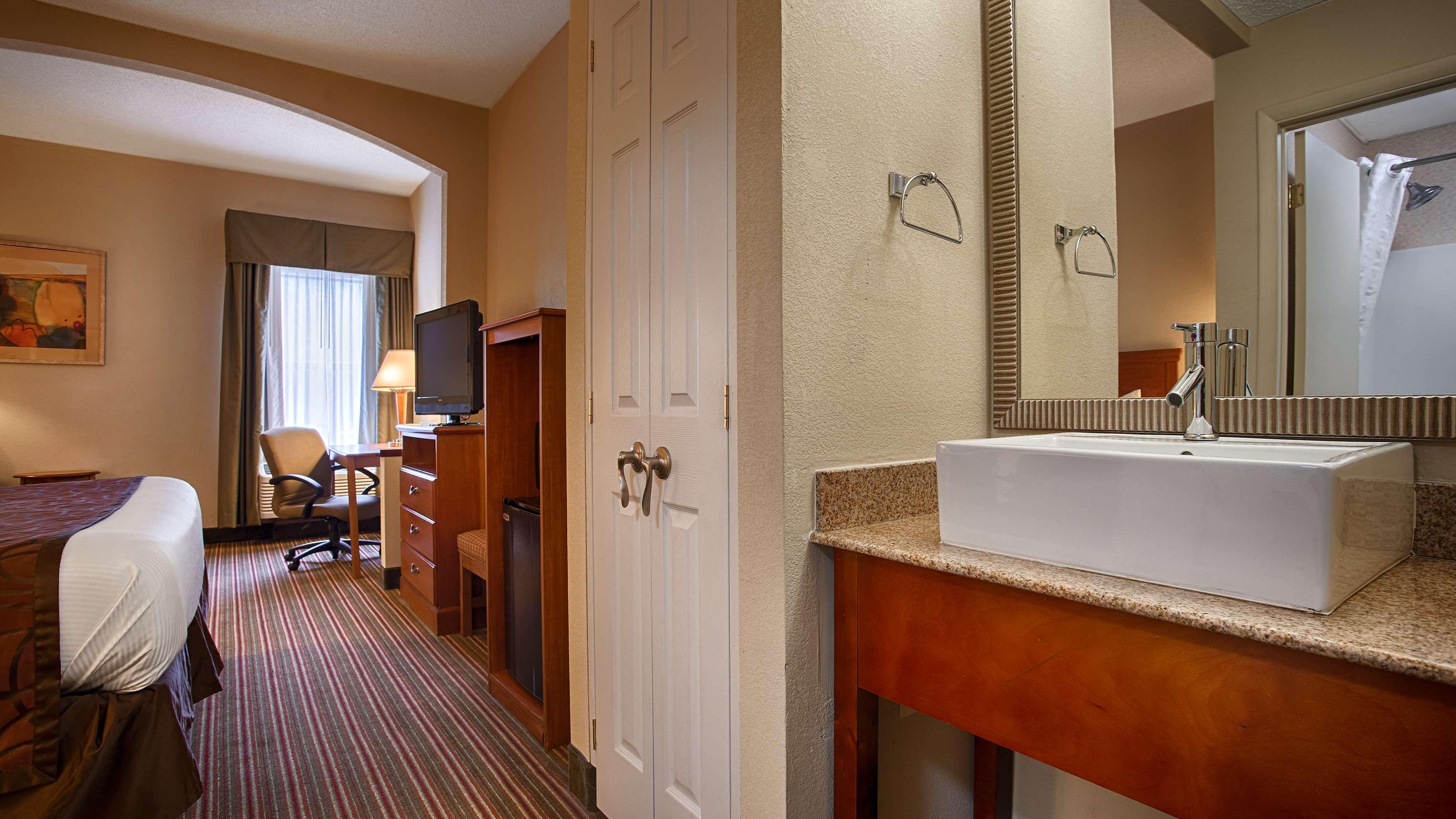 Best Western Plus Edison Inn Гарнер Екстер'єр фото